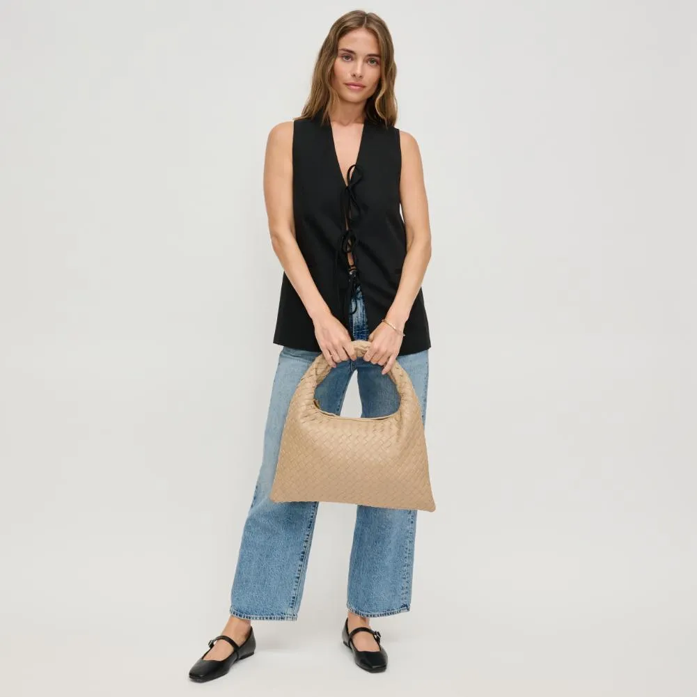 Leah Hobo