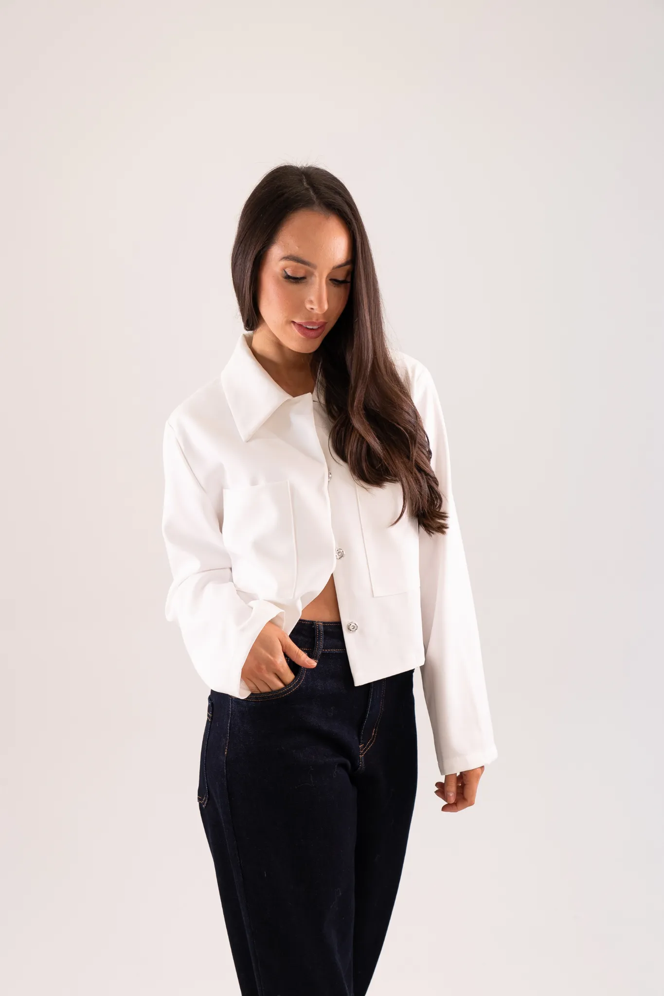 Lila Crop Jacket In White