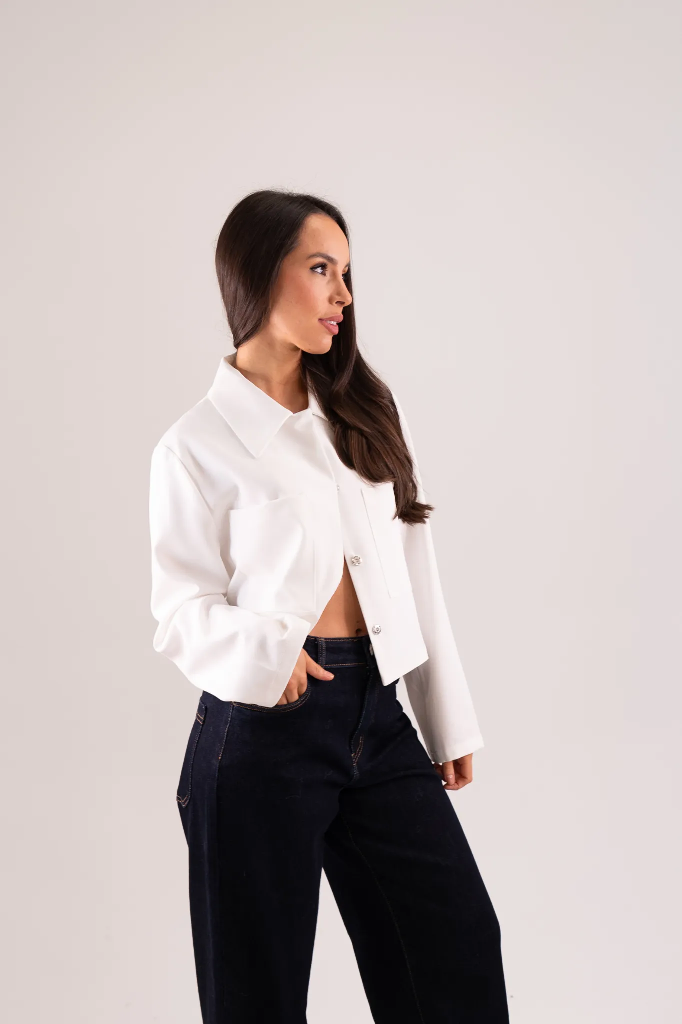 Lila Crop Jacket In White